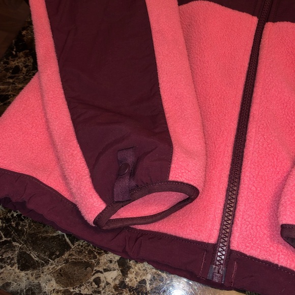 North Face Fleece Jacket - Picture 5 of 6